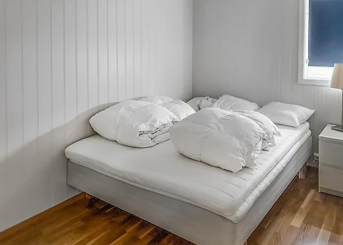 Beautiful In With Kitchen *