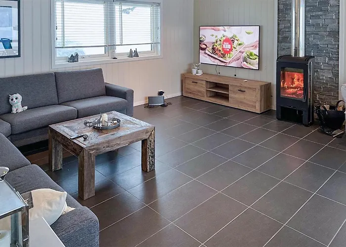 Beautiful In With Kitchen *